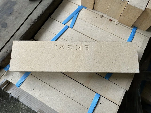 耐火レンガ 二丁掛け 2個（2枚1束） 国産 石黒産業