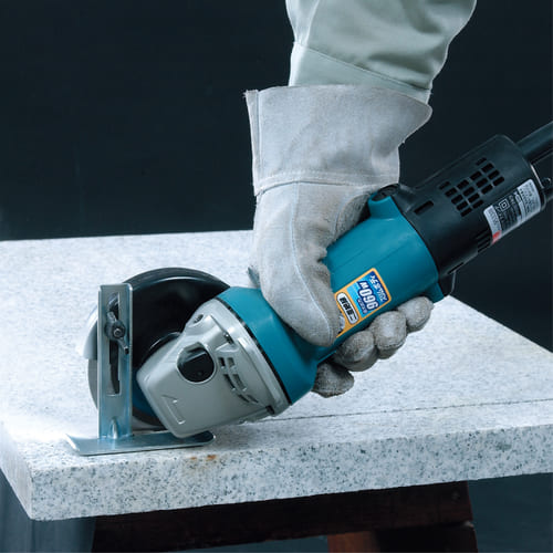 高耐久＆ハイパワーモータ搭載